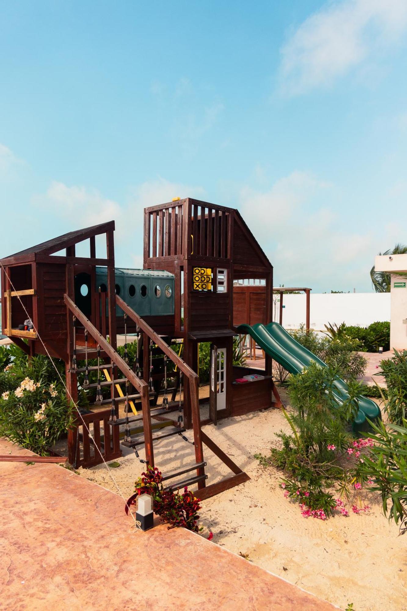 Totem Beach Club 셀레스툰 외부 사진